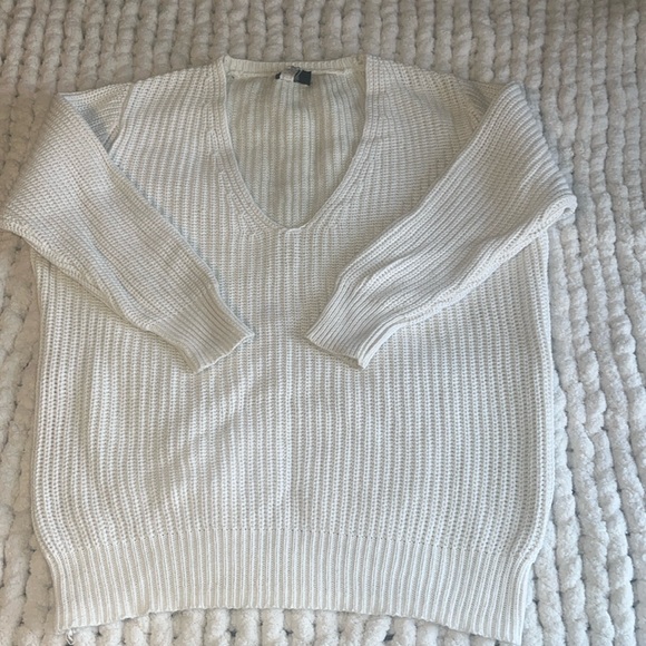 Line sweater. Size med   Came in stitch fix box. wore once then dry cleaned - Picture 1 of 2
